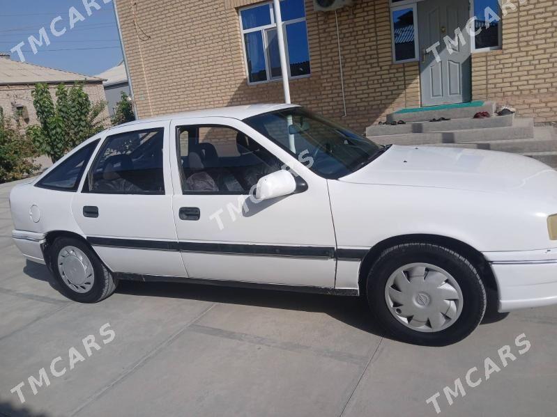 Opel Vectra 1992 - 24 000 TMT - Мары - img 3