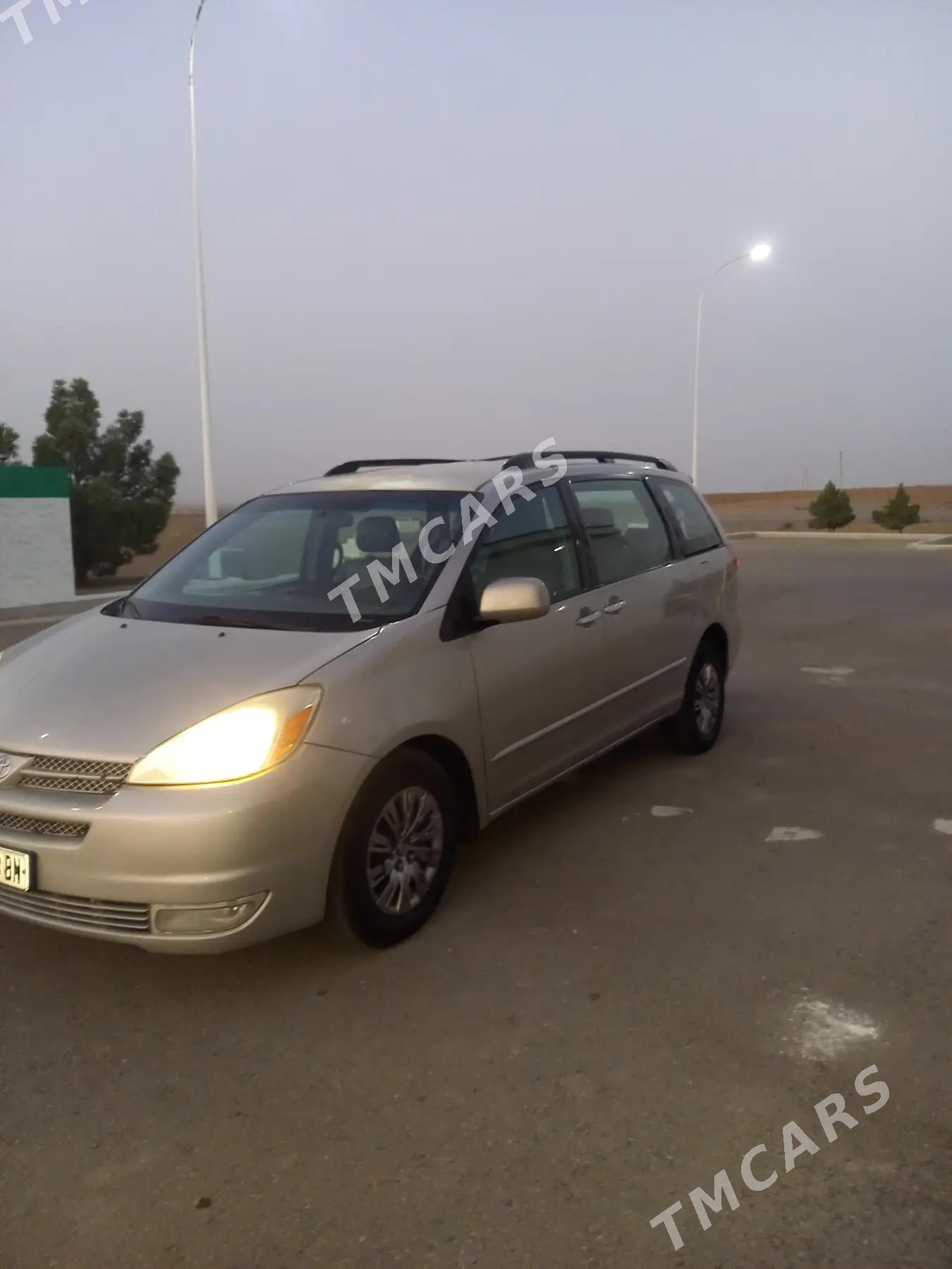 Toyota Sienna 2004 - 240 000 TMT - Балканабат - img 2