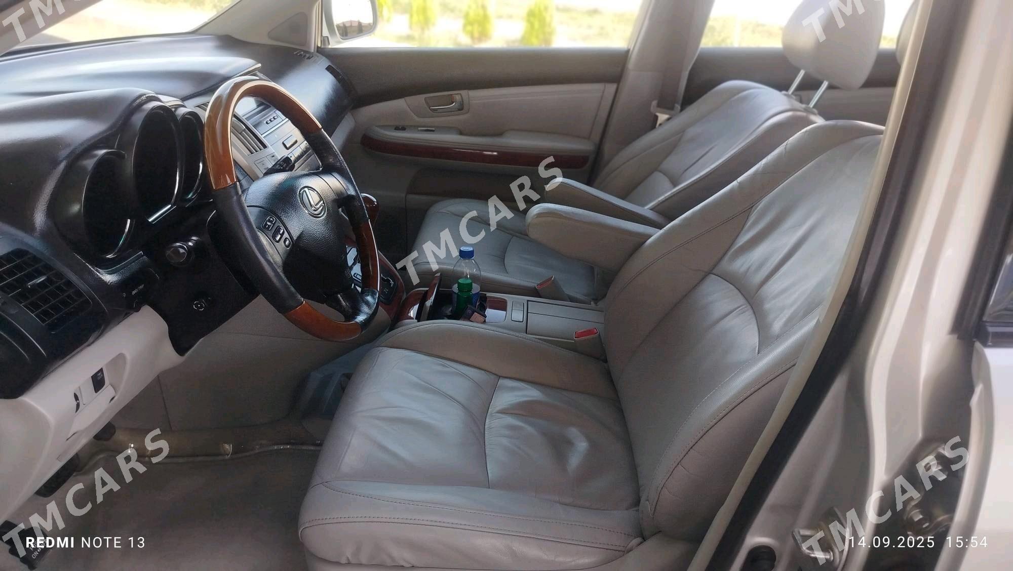 Lexus RX 330 2004 - 282 000 TMT - Дашогуз - img 6