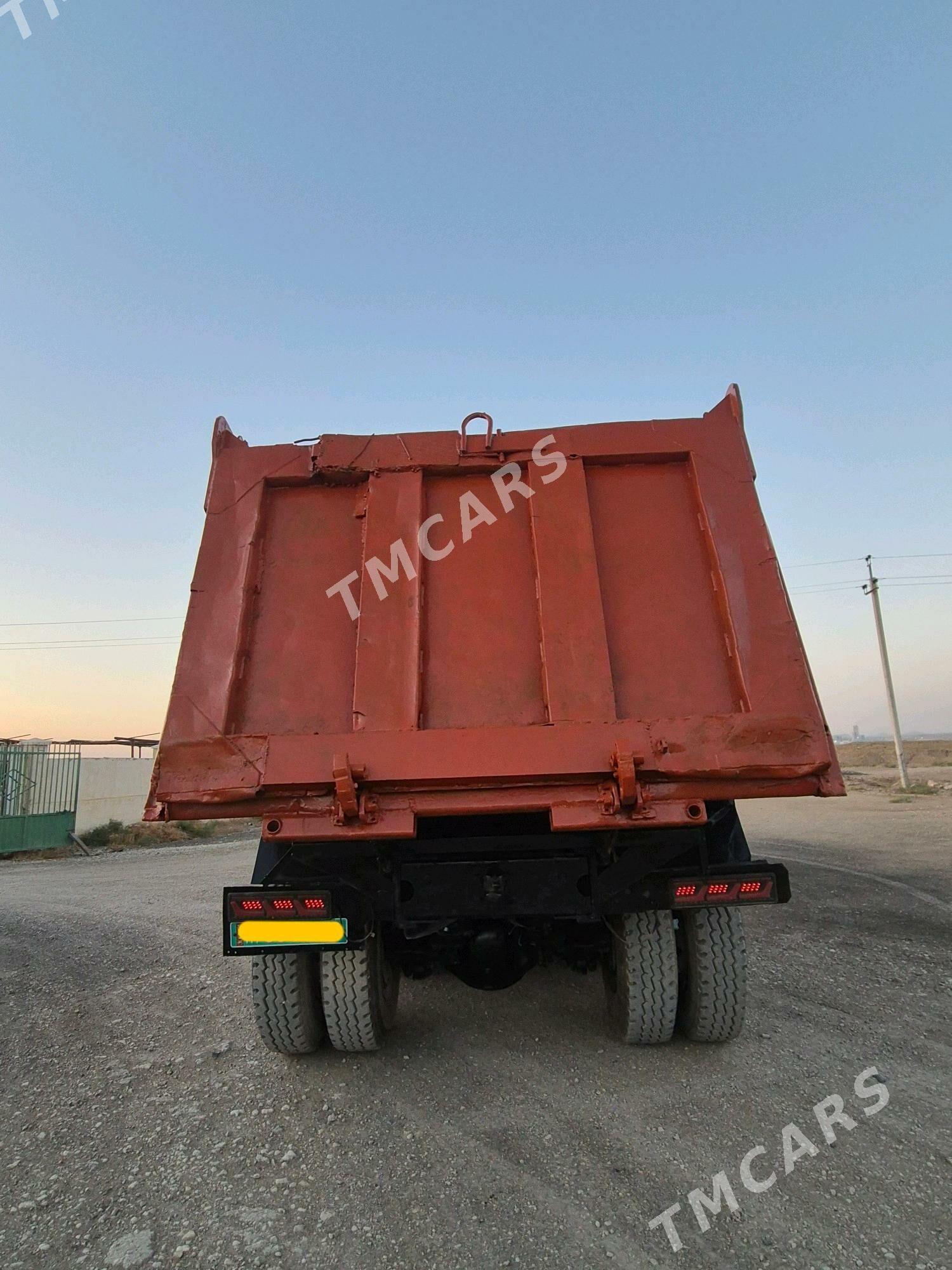 Howo Sinotruk 2013 - 400 000 TMT - Балканабат - img 3