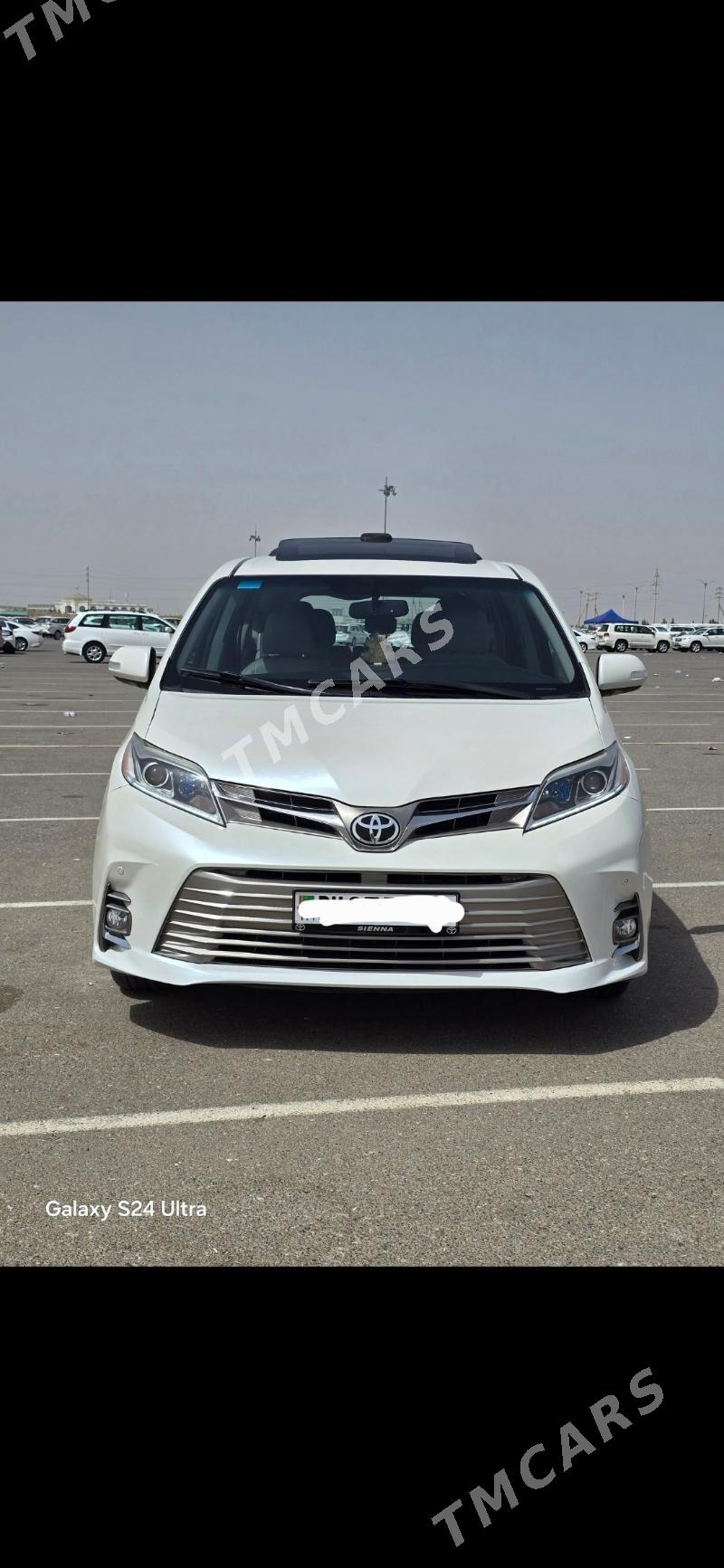 Toyota Sienna 2018 - 450 000 TMT - "Алтын Асыр" Гундогар базары ( Толкучка) - img 3