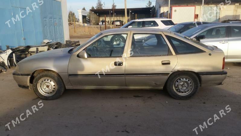 Opel Vectra 1990 - 20 000 TMT - Mary - img 2