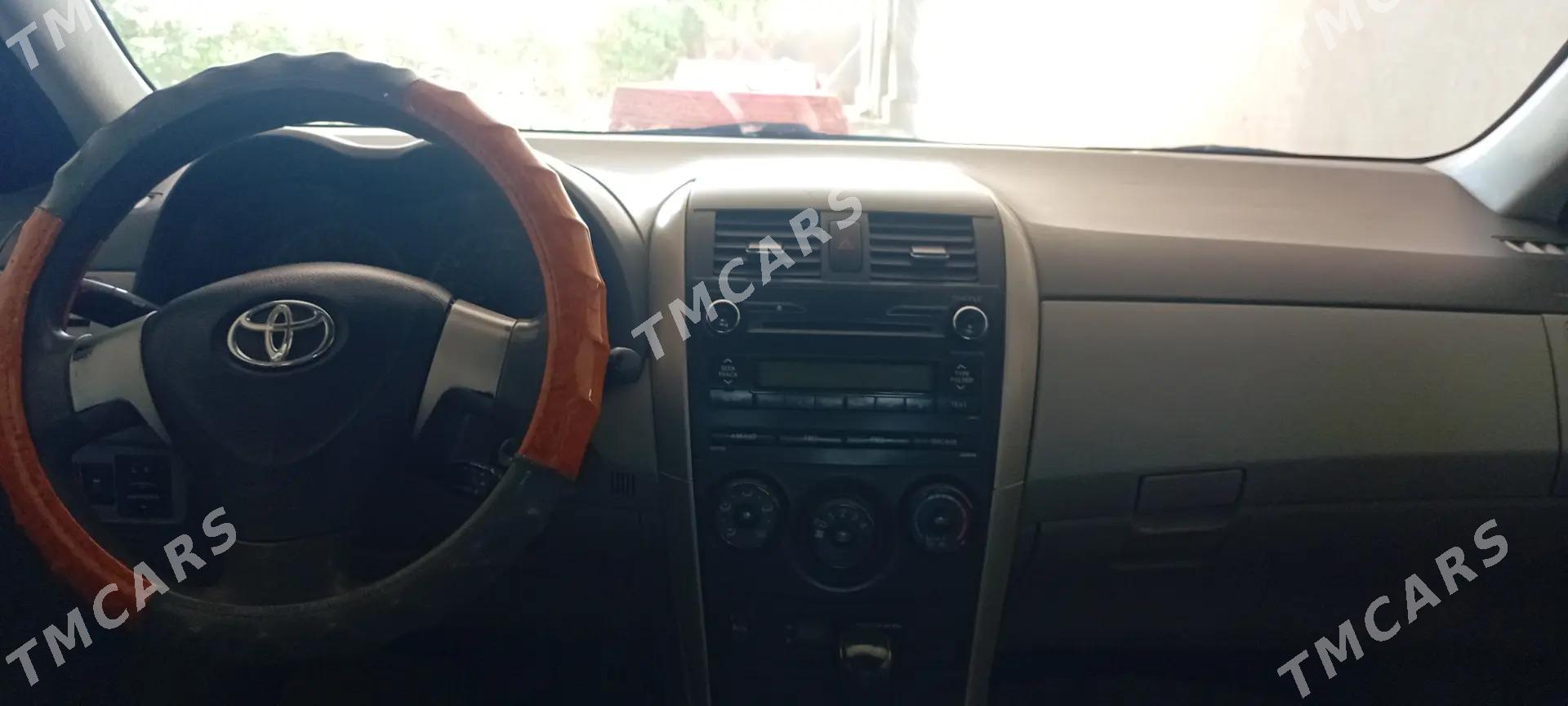 Toyota Corolla 2010 - 140 000 TMT - Çärjew - img 3