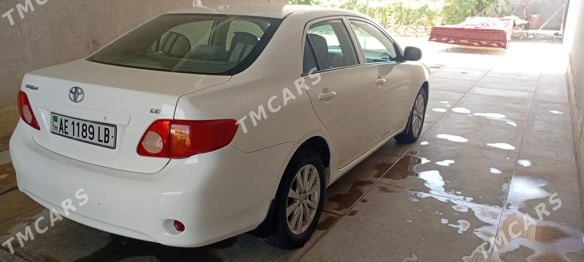 Toyota Corolla 2010 - 140 000 TMT - Çärjew - img 4