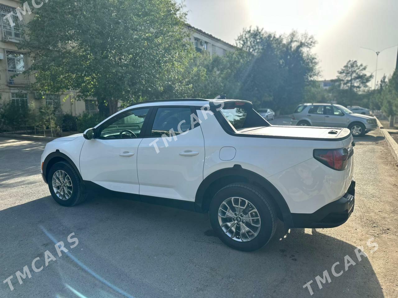 Toyota Hilux 2022 - 410 000 TMT - 11 mkr - img 3