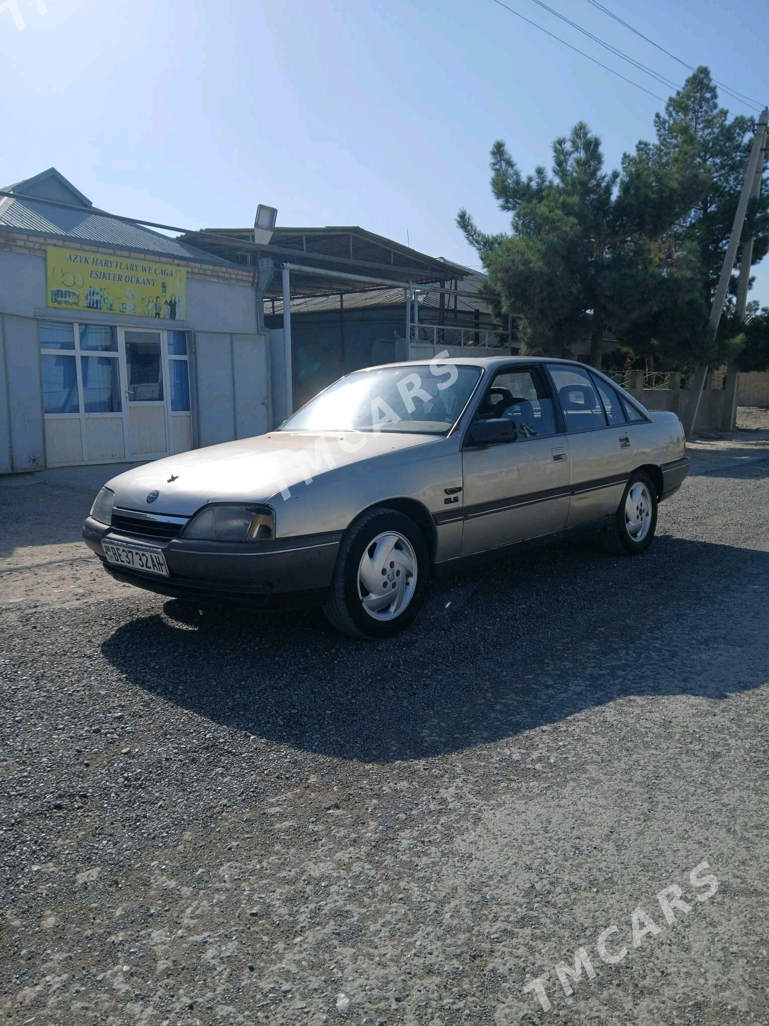 Opel Omega 1990 - 21 000 TMT - Бахарден - img 8