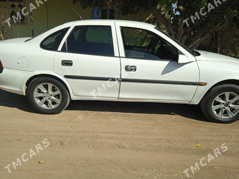 Opel Vectra 1998 - 45 000 TMT - Дашогуз - img 3