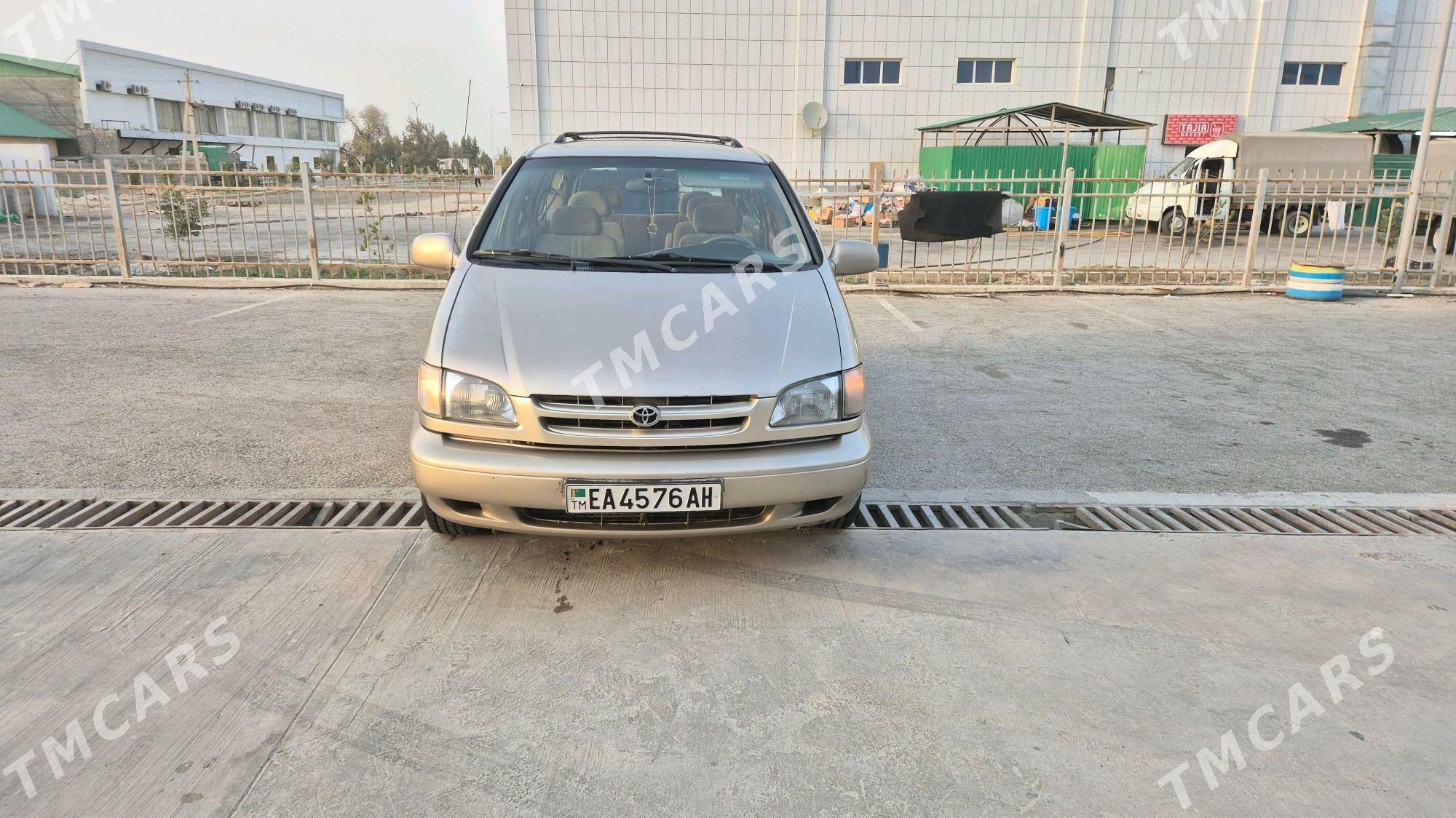 Toyota Sienna 2000 - 158 000 TMT - Гёкдепе - img 6