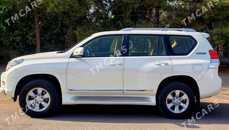 Toyota Land Cruiser Prado 2012 - 510 000 TMT - Бекреве - img 7