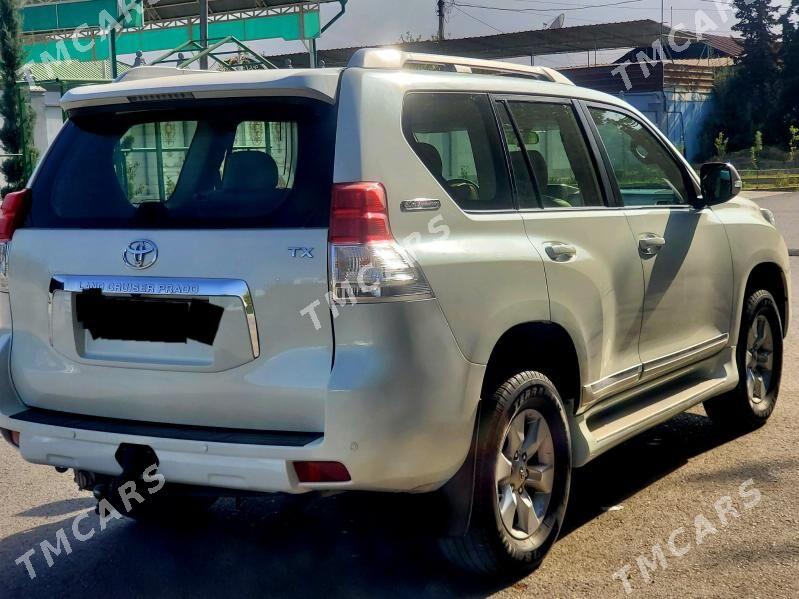 Toyota Land Cruiser Prado 2012 - 510 000 TMT - Бекреве - img 5