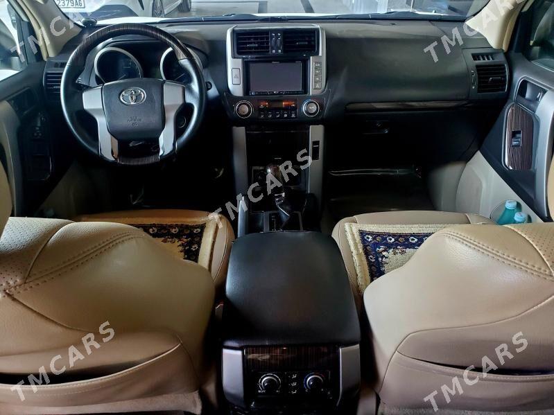 Toyota Land Cruiser Prado 2012 - 510 000 TMT - Бекреве - img 8