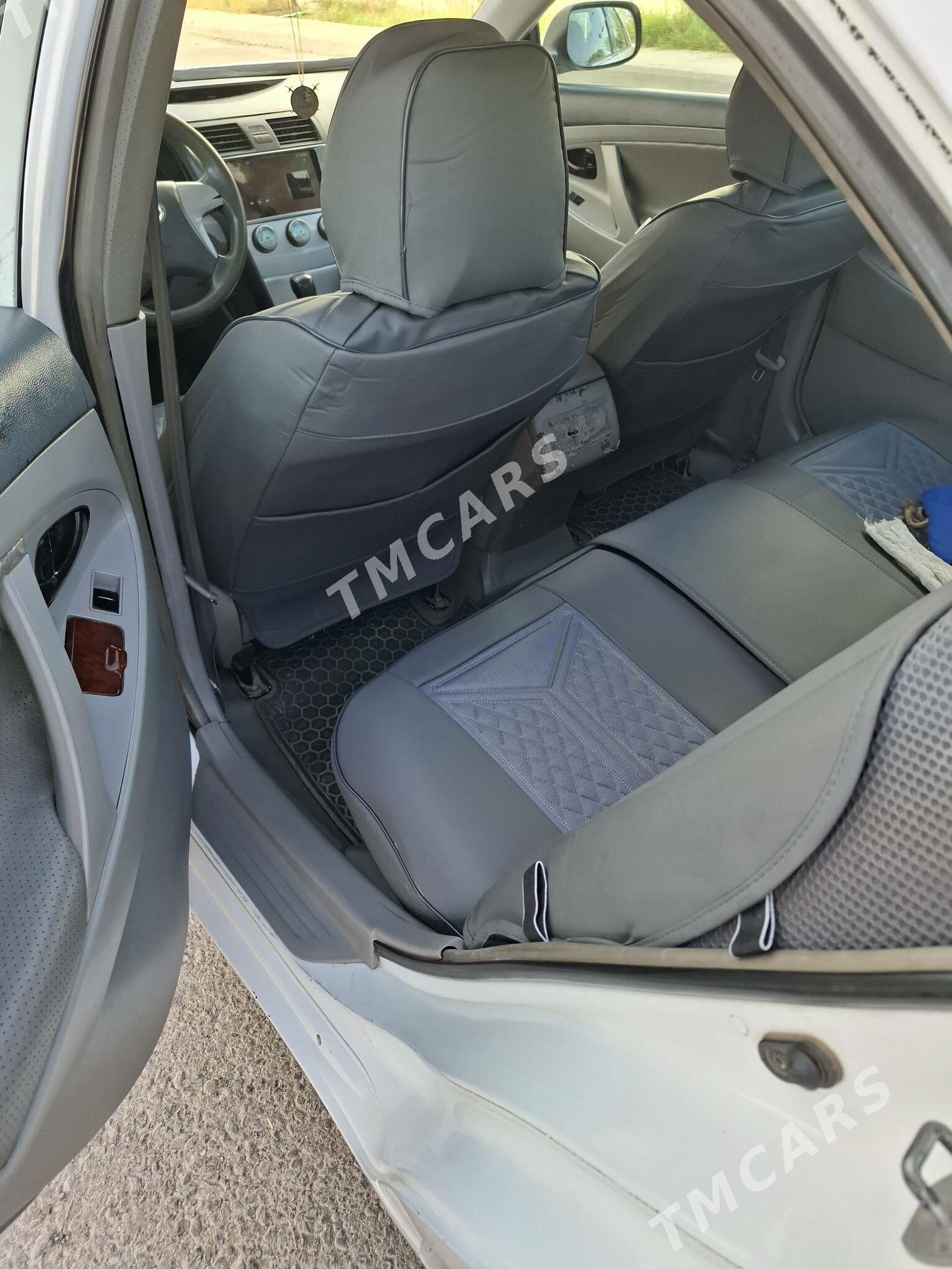 Toyota Camry 2010 - 140 000 TMT - Бузмеин ГРЭС - img 3