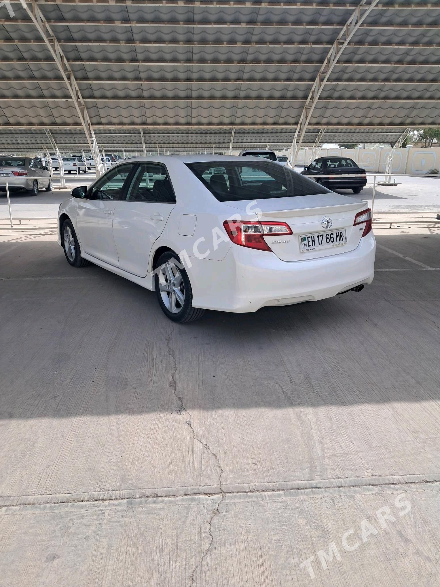 Toyota Camry 2012 - 230 000 TMT - Мары - img 2