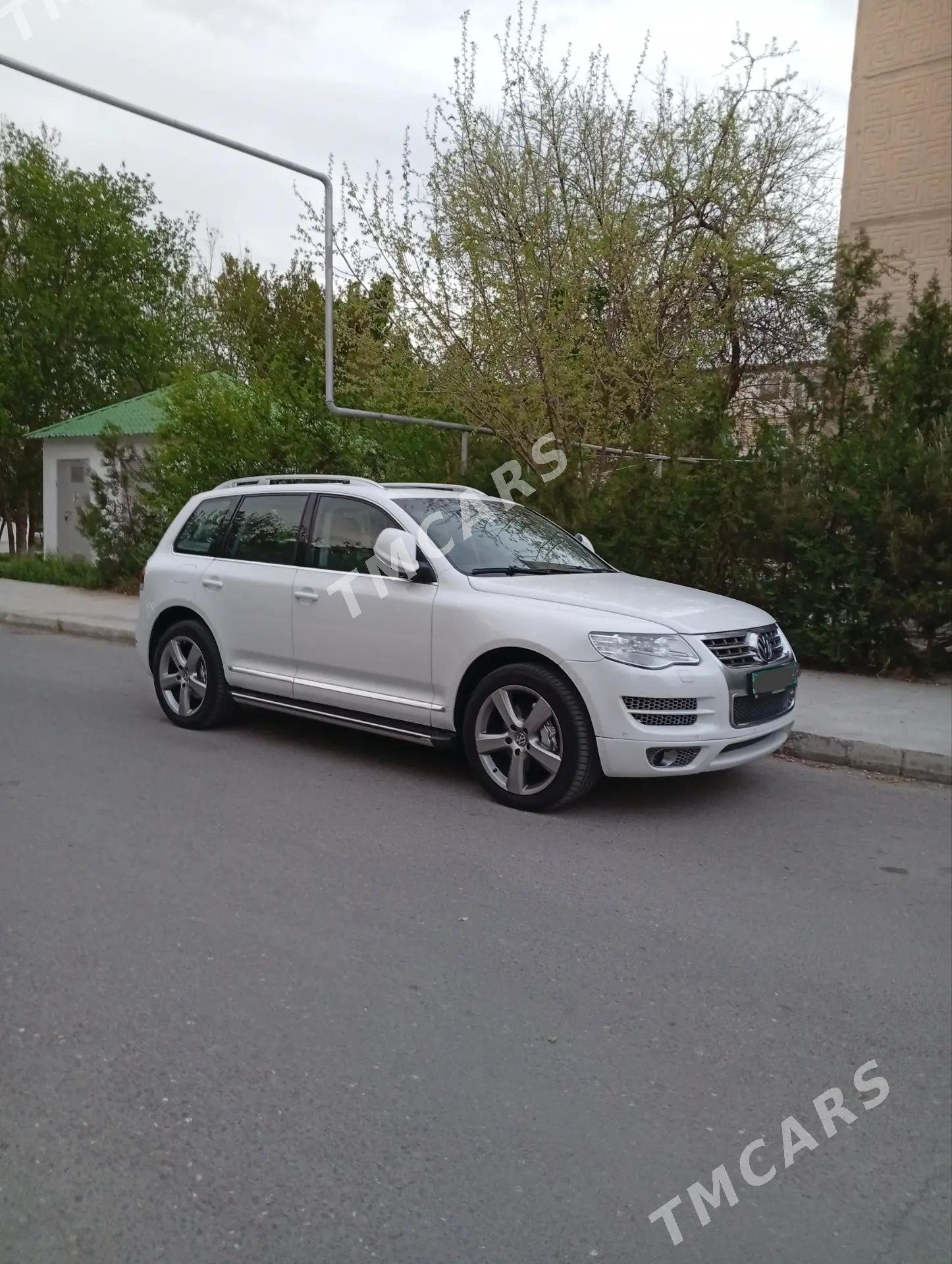 Volkswagen Touareg 2009 - 300 000 TMT - Aşgabat - img 4