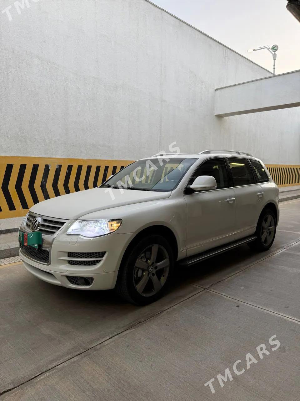 Volkswagen Touareg 2009 - 300 000 TMT - Aşgabat - img 2