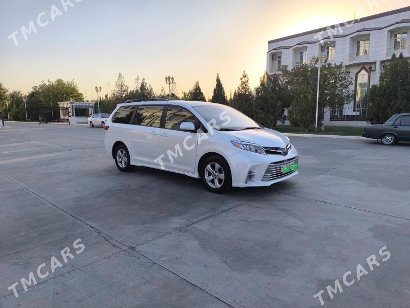 Toyota Sienna 2020 - 399 000 TMT - Мары - img 3