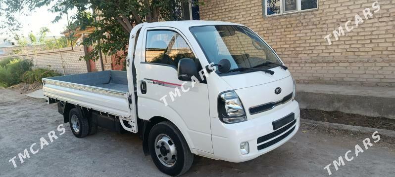 Kia Bongo 2020 - 275 000 TMT - Дашогуз - img 7