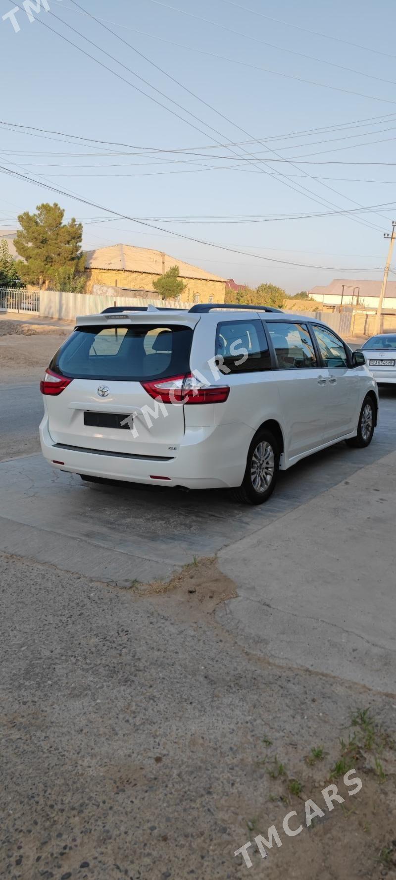 Toyota Sienna 2020 - 500 000 TMT - Мары - img 5