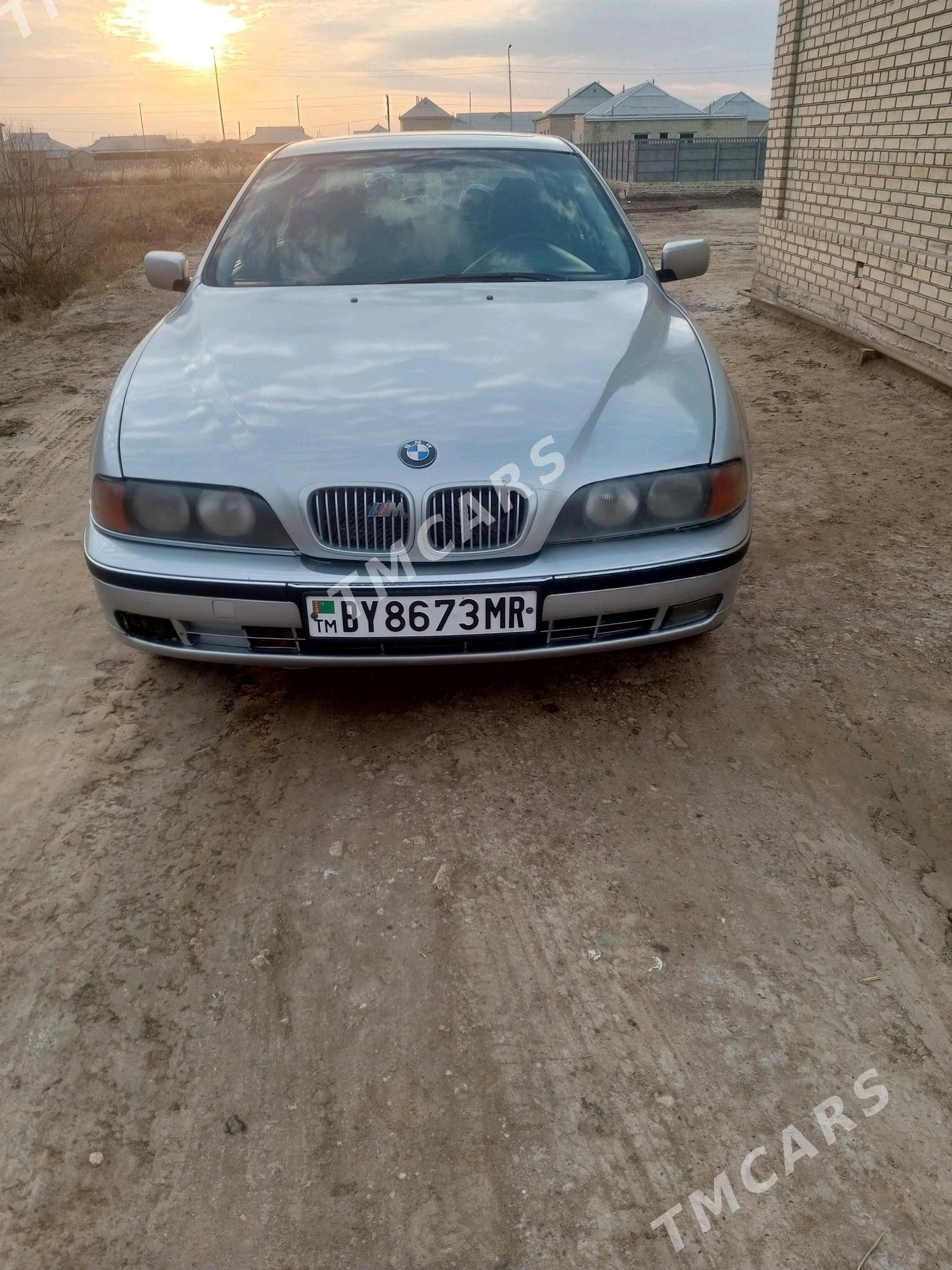 BMW 520 1999 - 80 000 TMT - Векильбазар - img 4