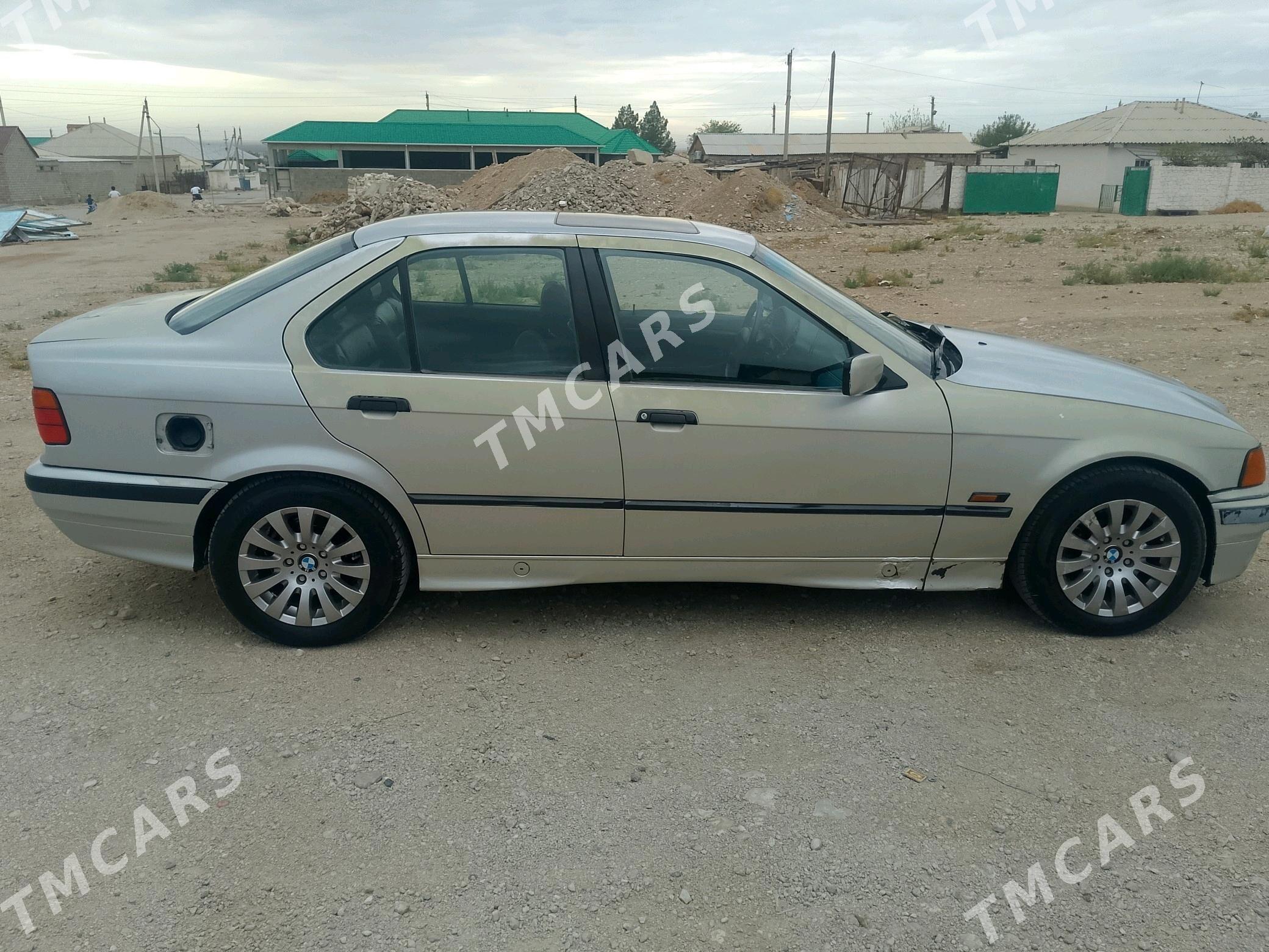 BMW 325 1993 - 29 000 TMT - Балканабат - img 2