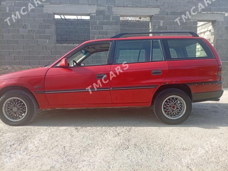 Opel Astra 1993 - 30 000 TMT - Магданлы - img 4