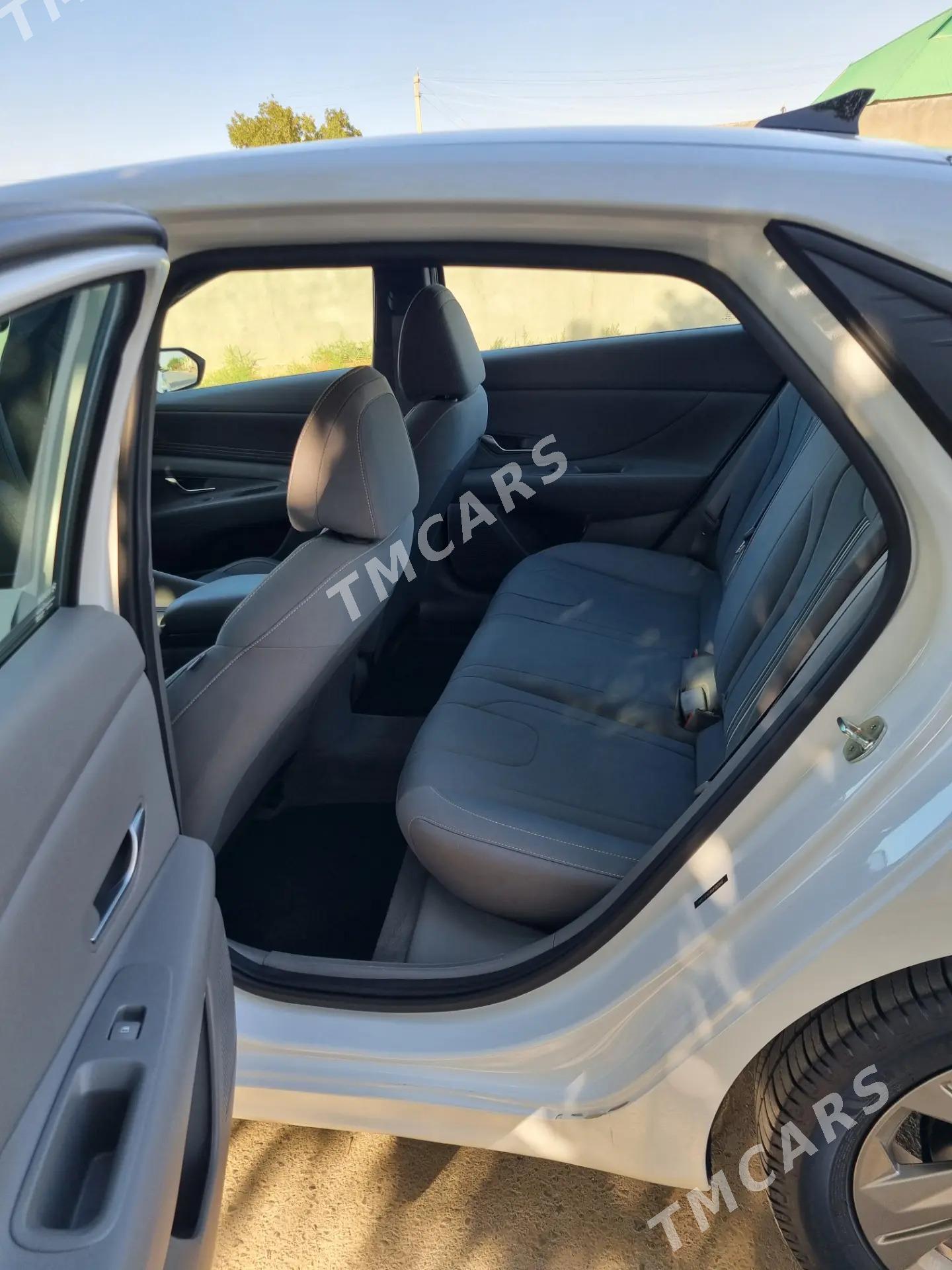 Hyundai Elantra 2021 - 270 000 TMT - Ашхабад - img 3