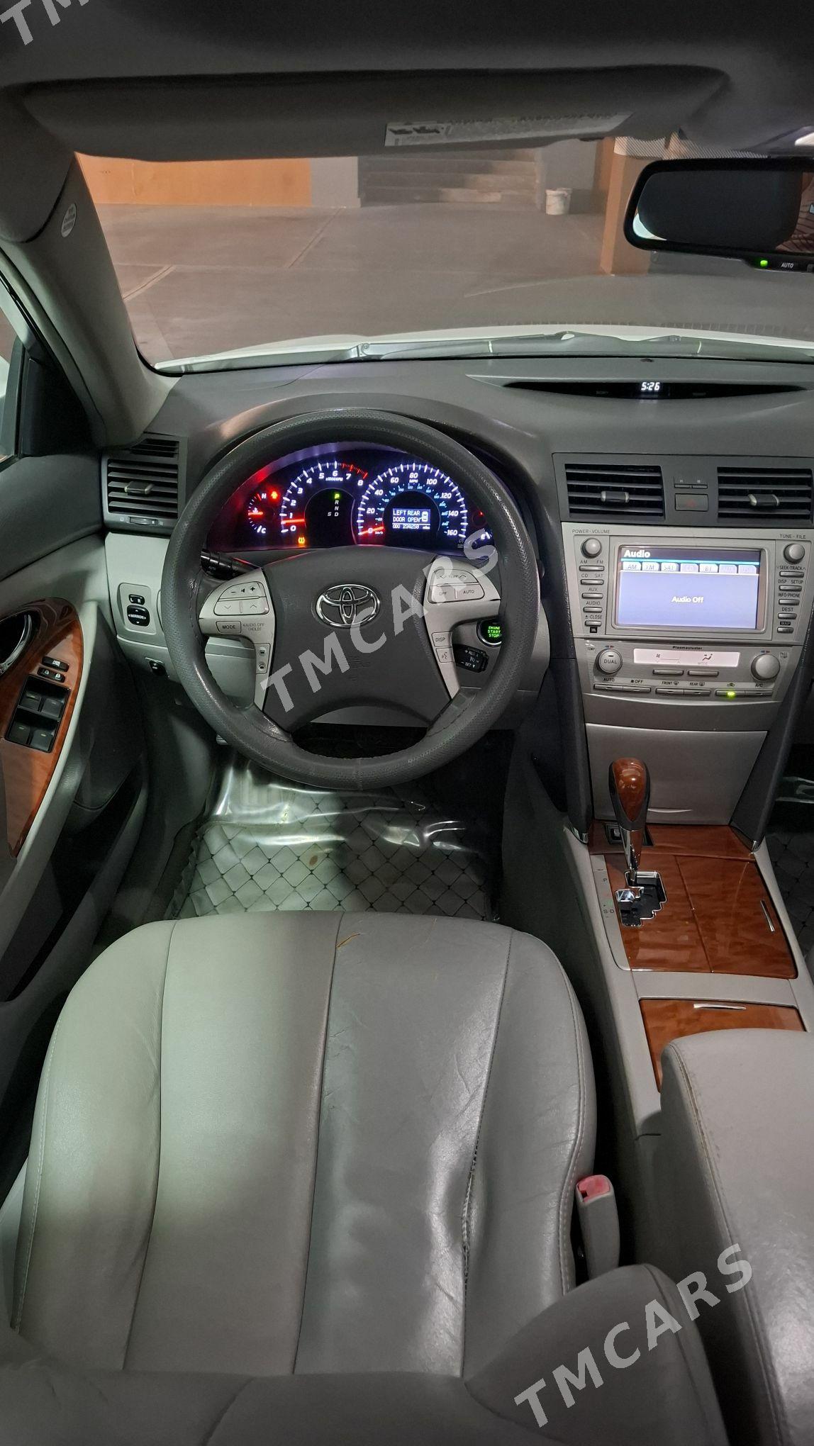 Toyota Camry 2011 - 210 000 TMT - Ашхабад - img 4