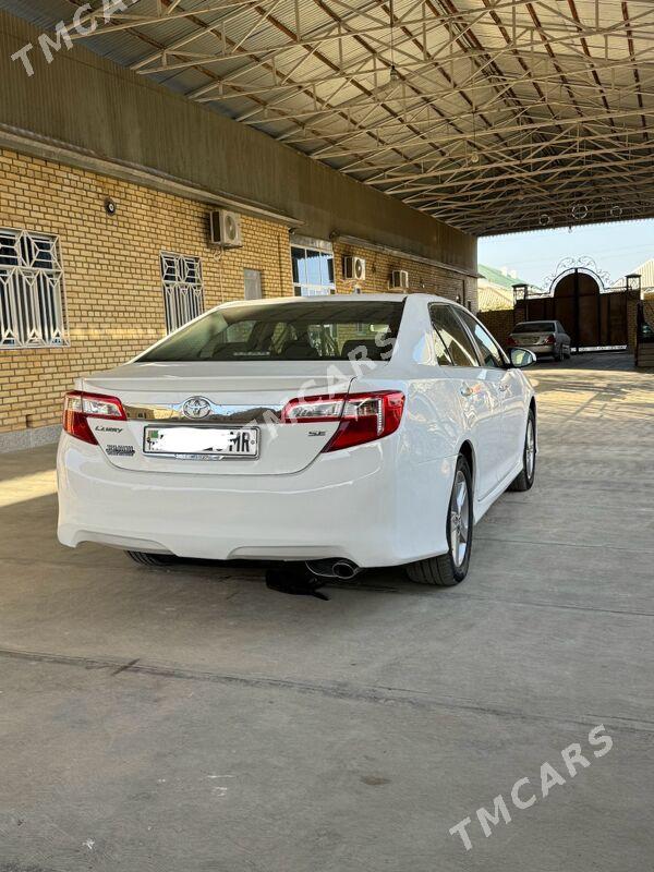 Toyota Camry 2013 - 230 000 TMT - Мары - img 4