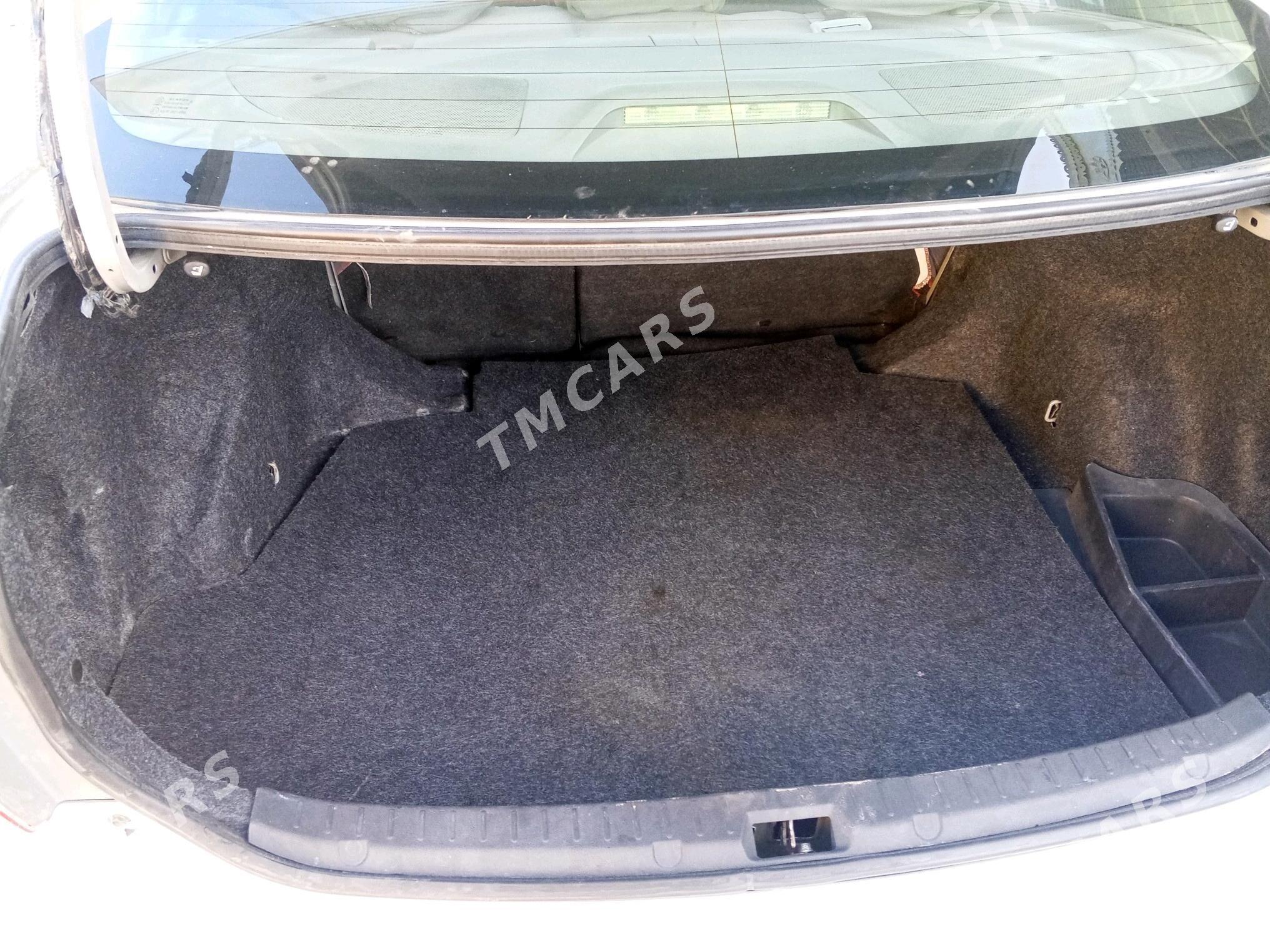 Toyota Corolla 2010 - 135 000 TMT - Мары - img 7