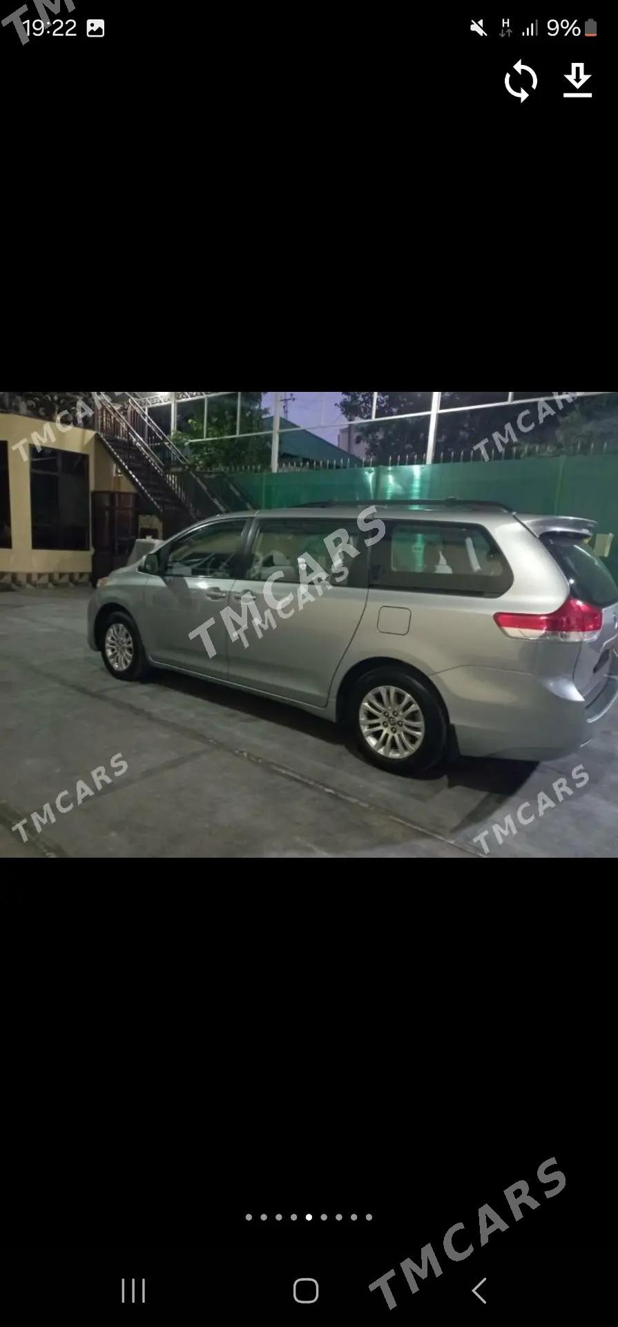 Toyota Sienna 2011 - 310 000 TMT - Гурбансолтан Едже - img 6
