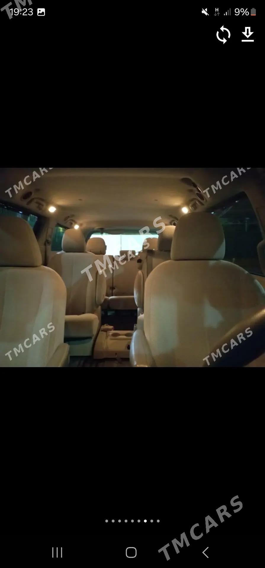 Toyota Sienna 2011 - 310 000 TMT - Гурбансолтан Едже - img 9