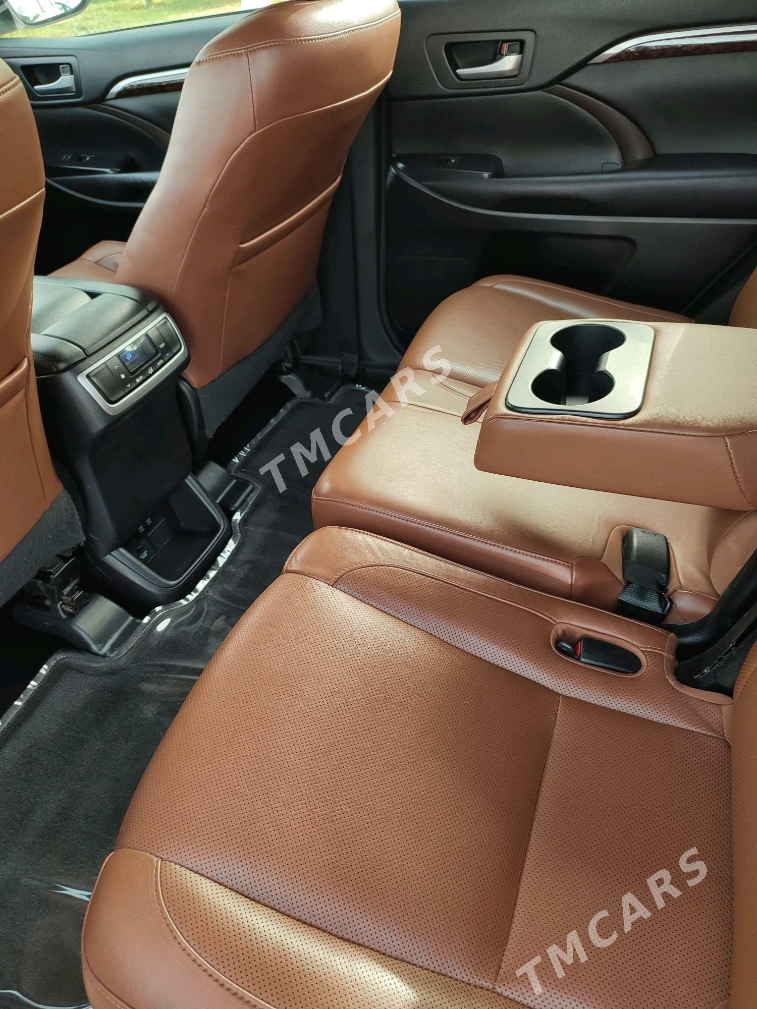 Toyota Highlander 2018 - 520 000 TMT - Türkmenbaşy etr. - img 7