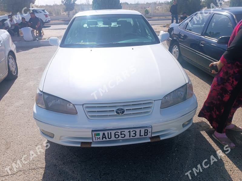 Toyota Camry 1998 - 115 000 TMT - Дянев - img 2