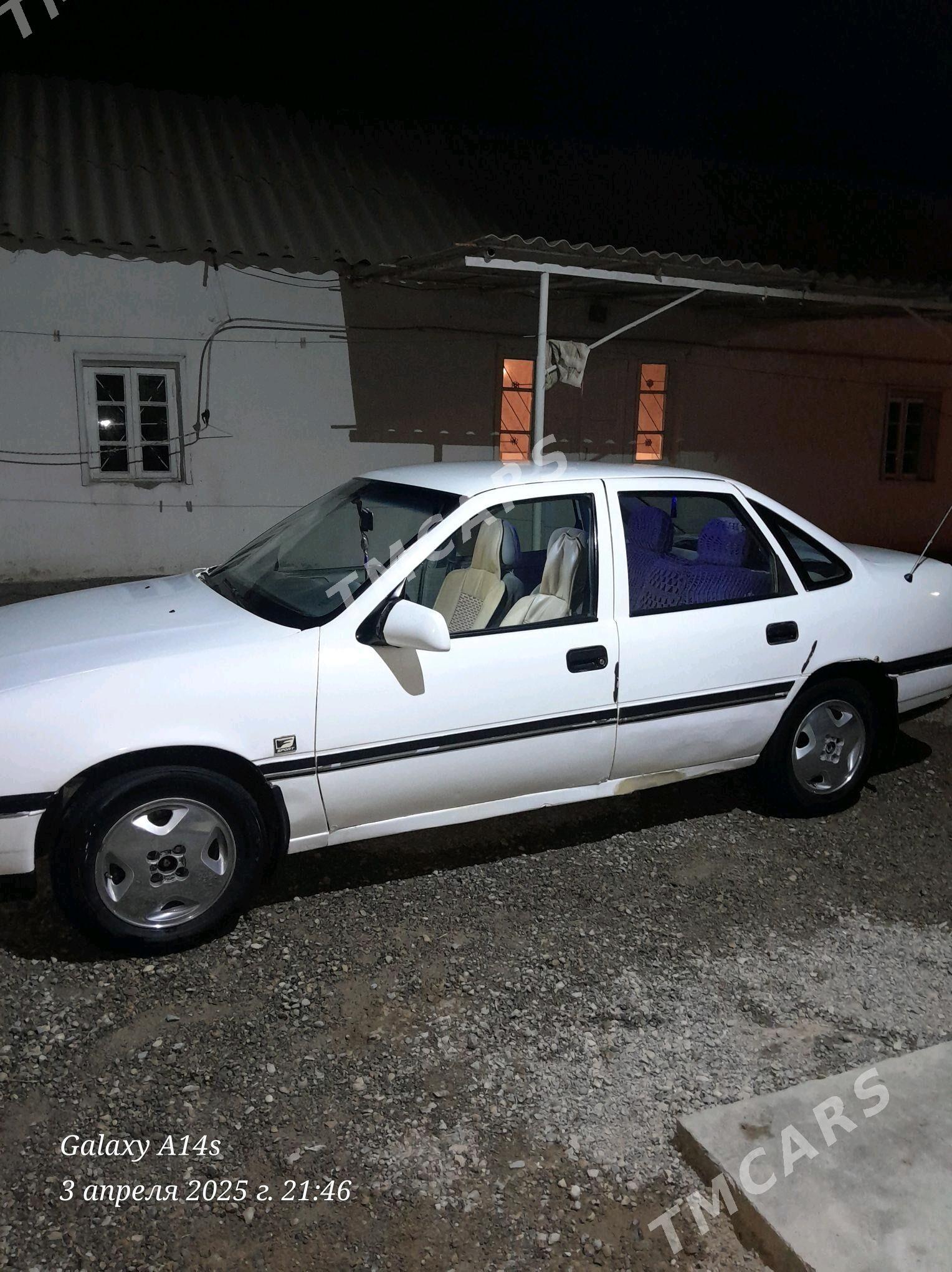 Opel Vectra 1991 - 26 000 TMT - Мары - img 4