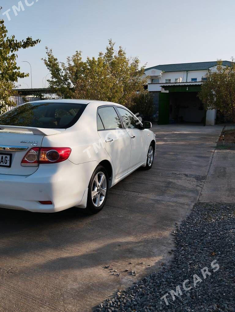 Toyota Corolla 2013 - 190 000 TMT - Тязе заман - img 5