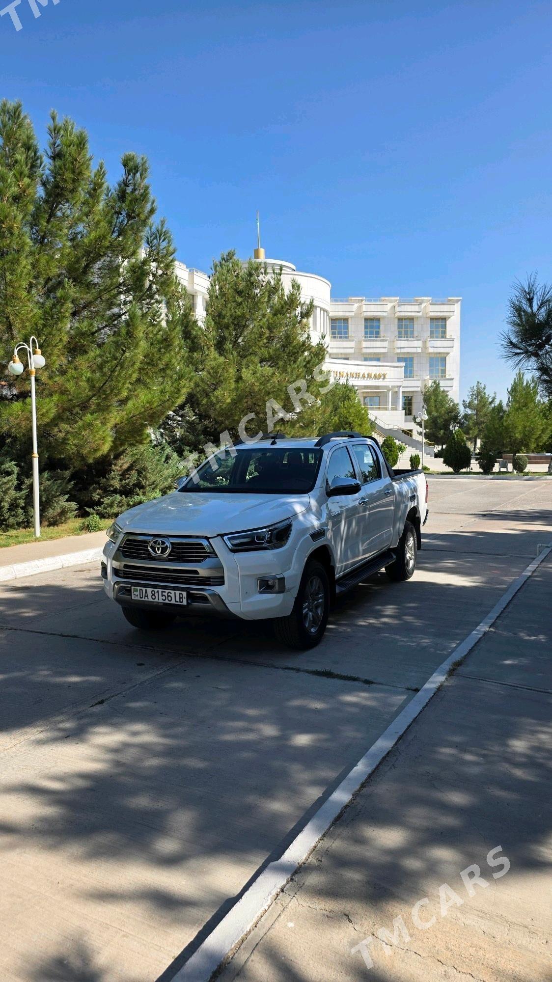 Toyota Hilux 2022 - 585 000 TMT - Türkmenabat - img 5