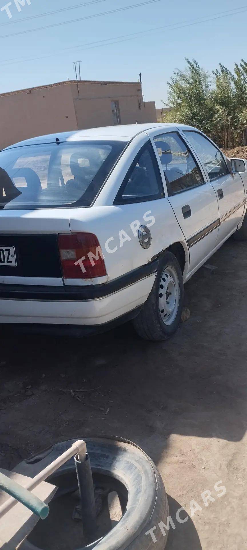Opel Vectra 1991 - 30 000 TMT - Губадаг - img 5
