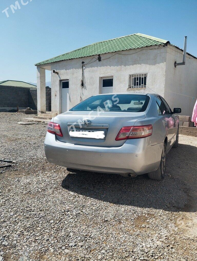 Toyota Camry 2011 - 130 000 TMT - Bäherden - img 3