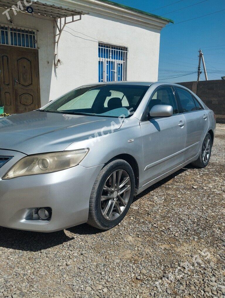 Toyota Camry 2011 - 130 000 TMT - Bäherden - img 4
