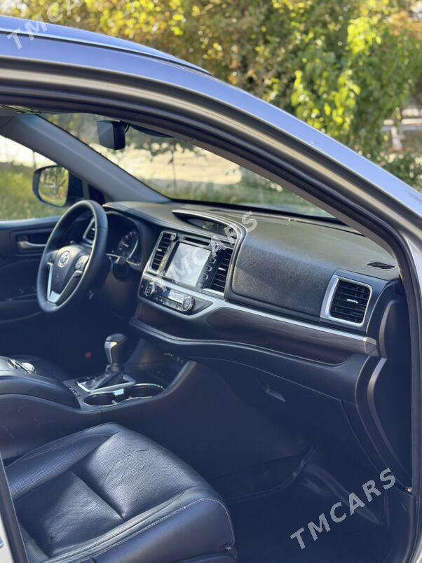 Toyota Highlander 2017 - 450 000 TMT - Туркменабат - img 9