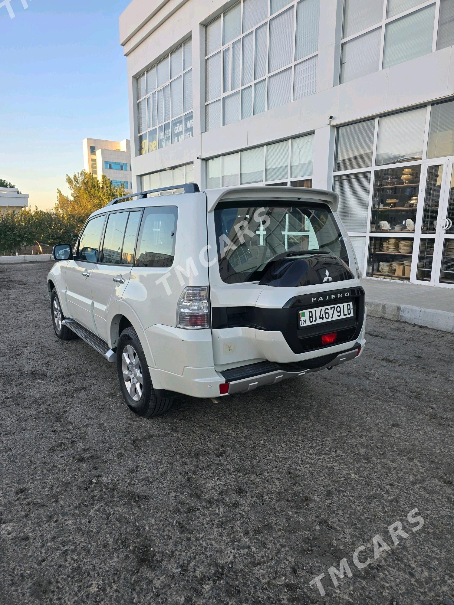 Mitsubishi Pajero 2015 - 360 000 TMT - Türkmenabat - img 7