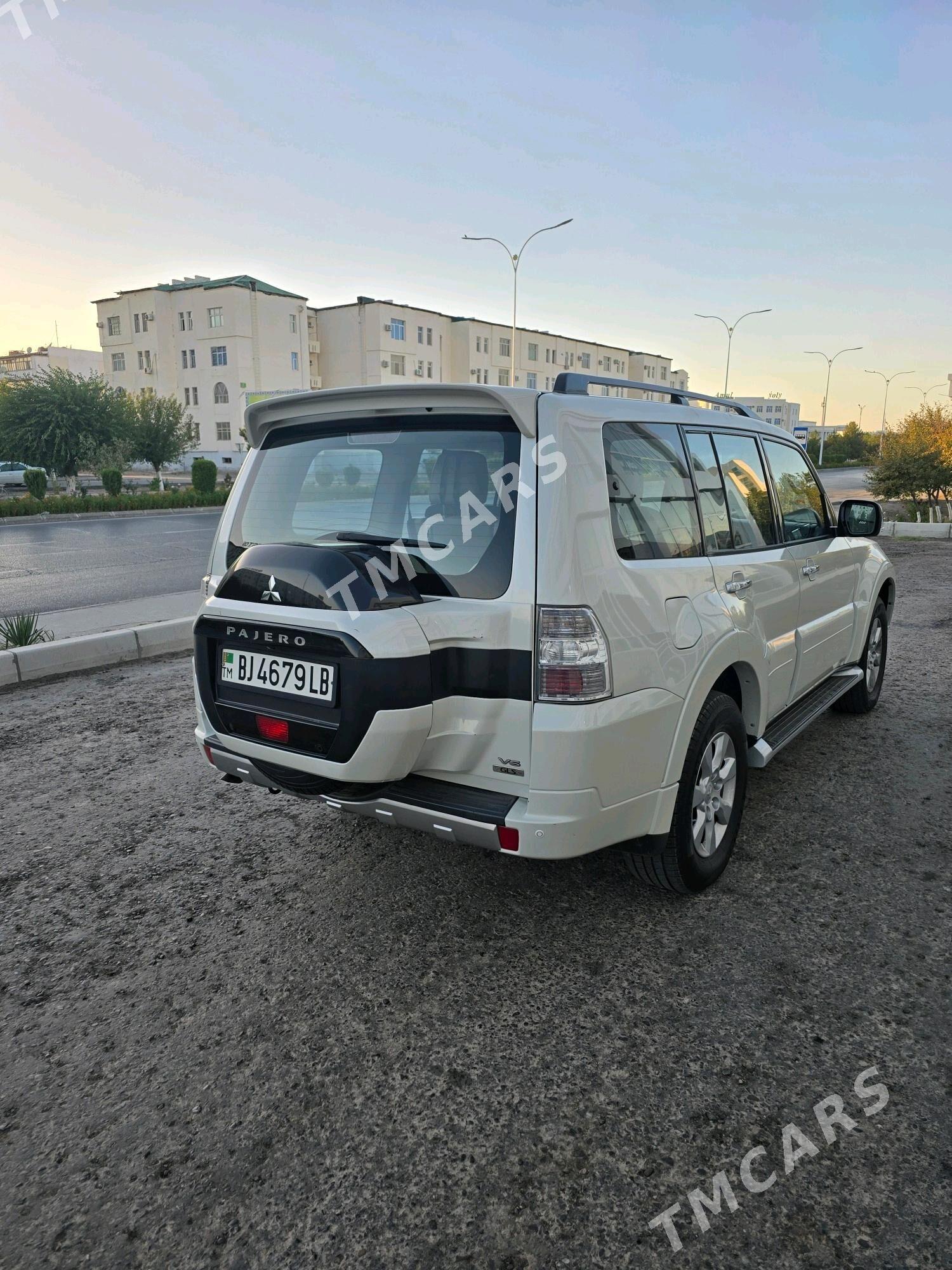 Mitsubishi Pajero 2015 - 360 000 TMT - Türkmenabat - img 5