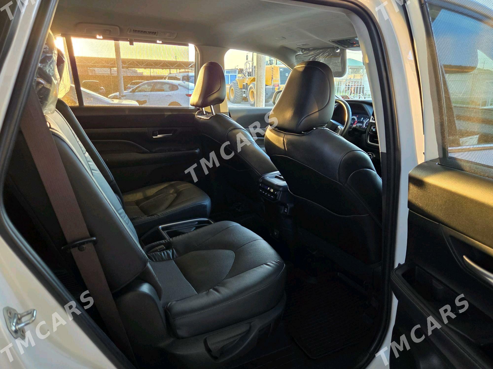 Toyota Grand Highlander 2024 - 895 000 TMT - Мары - img 9