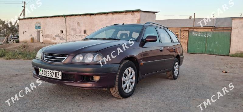 Toyota Avensis 1999 - 80 000 TMT - Дашогуз - img 3