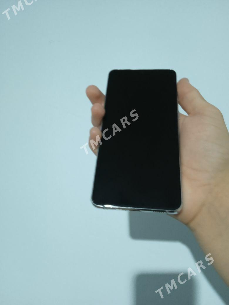 GALAXY S 21+ 5G - Гумдаг - img 3