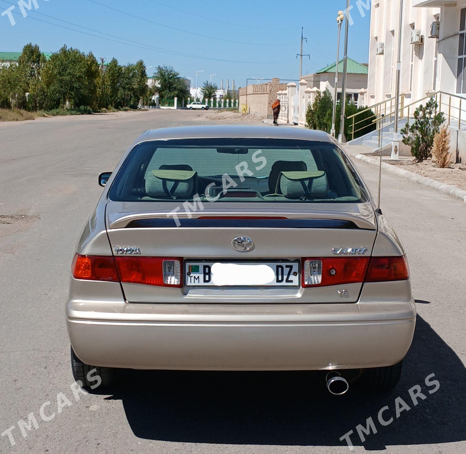Toyota Camry 2000 - 150 000 TMT - Губадаг - img 5