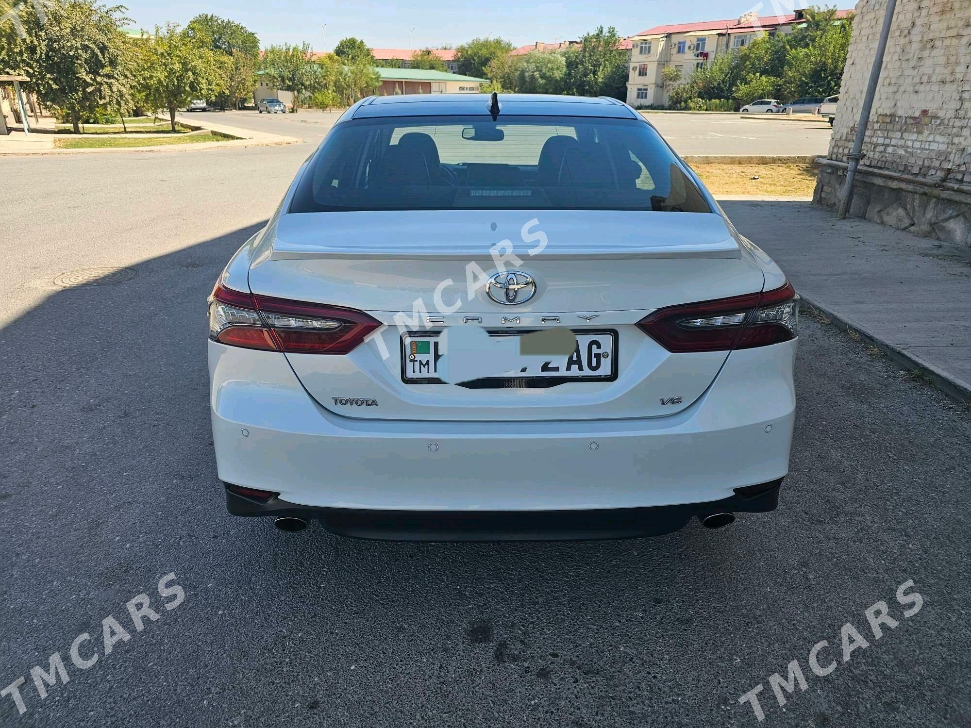 Toyota Camry 2021 - 410 000 TMT - 4 мкр - img 5