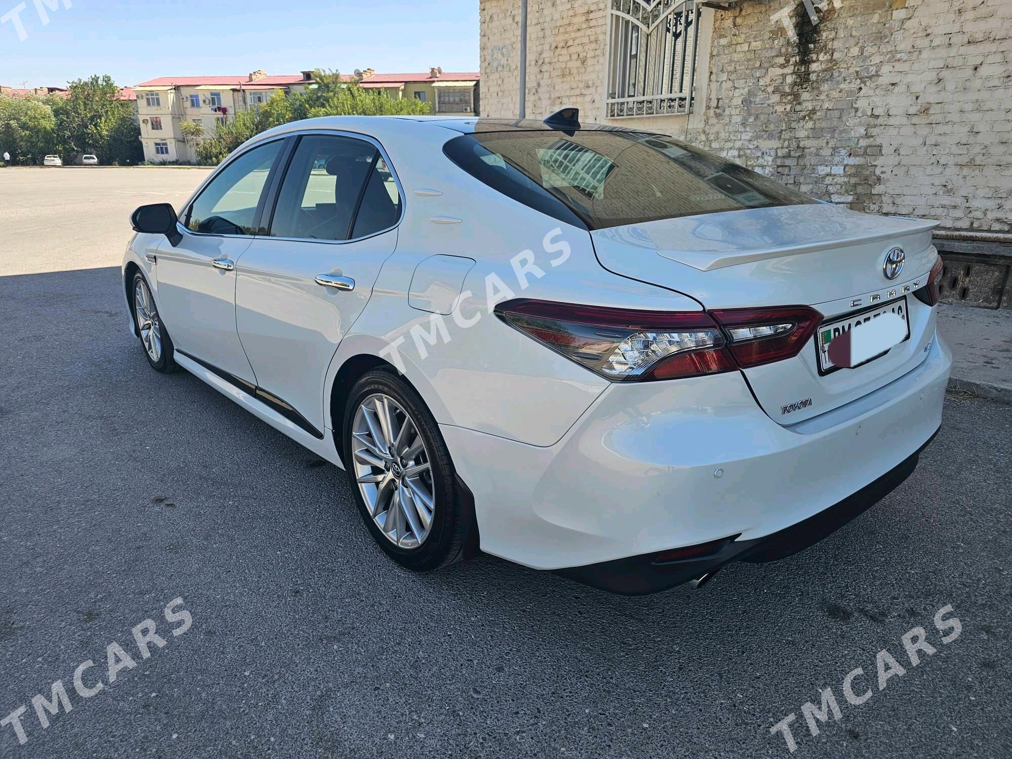 Toyota Camry 2021 - 410 000 TMT - 4 мкр - img 7