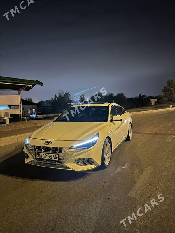 Hyundai Elantra 2022 - 260 000 TMT - Aşgabat - img 4