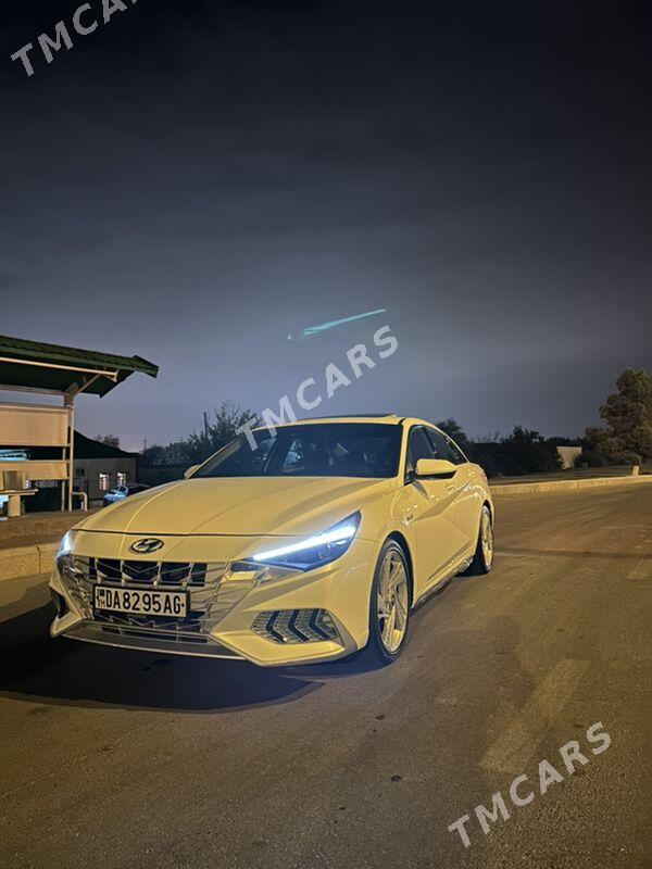 Hyundai Elantra 2022 - 260 000 TMT - Aşgabat - img 3